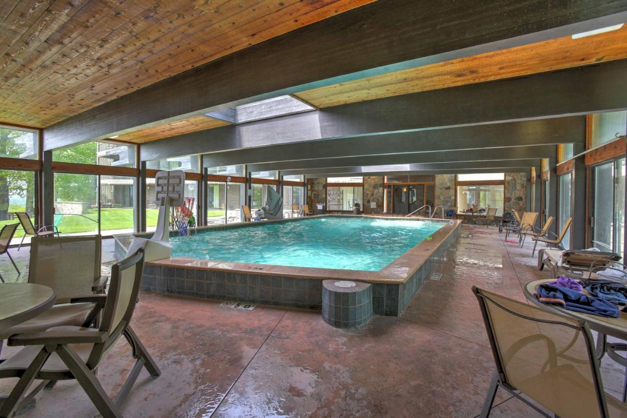 Mancelona Mountain Condo - Walk To Golf And Ski! Exterior foto
